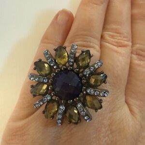 Vintage Juliana Style Sunburst Stretch Ring Blue/Green Gunmetal Navette Petals